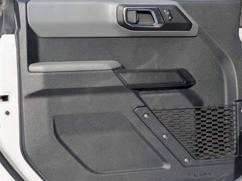 Used 2022 Ford Bronco Big Bend image 10