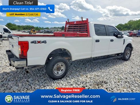Used 2017 Ford F250 XL w/ Power Equipment Group AWD/4WD image 4