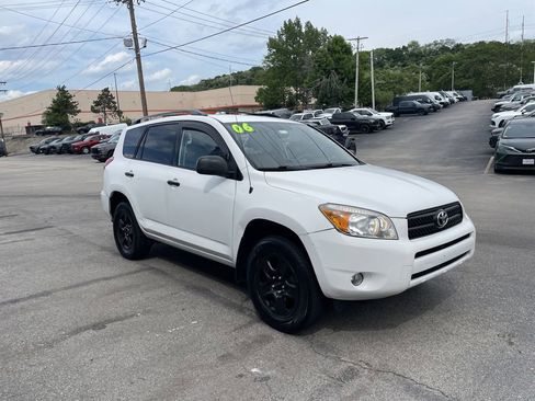 Used 2006 Toyota RAV4 2WD image 6