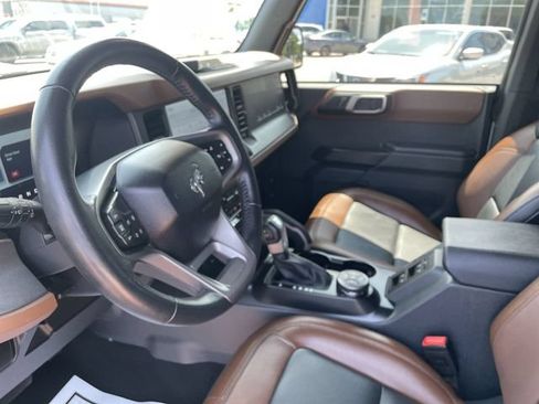 Used 2024 Ford Bronco Outer Banks AWD/4WD image 13