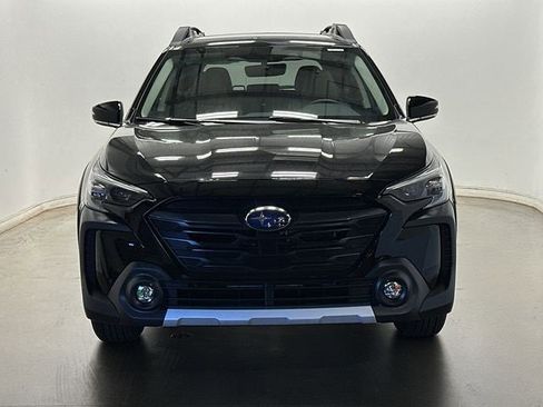 Certified 2025 Subaru Outback Limited image 28