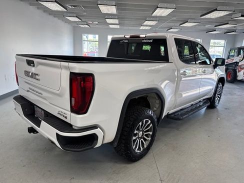 Used 2022 GMC Sierra 1500 AT4 w/ AT4 Preferred Package AWD/4WD image 14