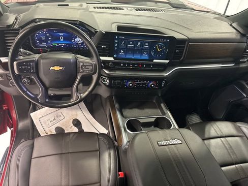 Used 2025 Chevrolet Silverado 2500 High Country image 36