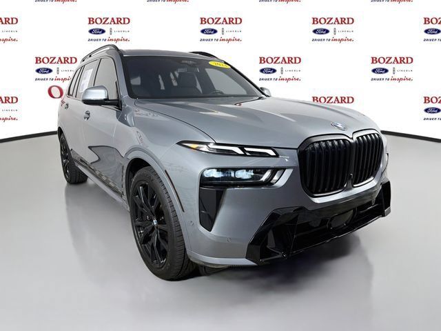 Used 2024 BMW X7 xDrive40i AWD/4WD image 1