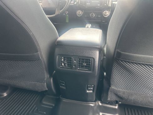 Used 2019 Toyota 4Runner TRD Off-Road image 13