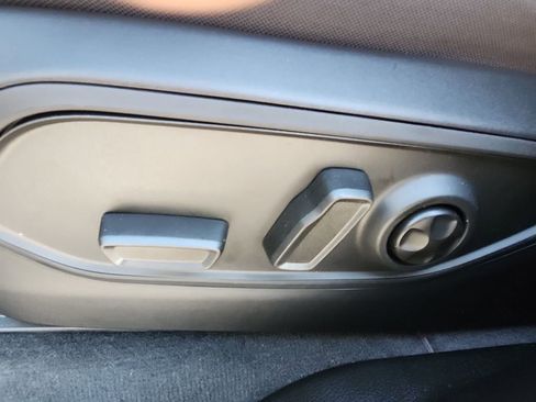 New 2026 Jeep Grand Cherokee L Laredo RWD image 17