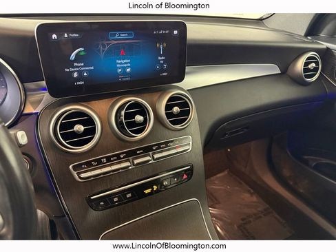 Used 2022 Mercedes-Benz GLC 300 4MATIC image 28