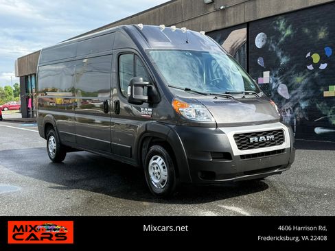 Used 2019 RAM ProMaster 2500 FWD image 1