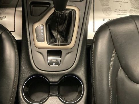 Used 2016 Jeep Cherokee Limited image 24