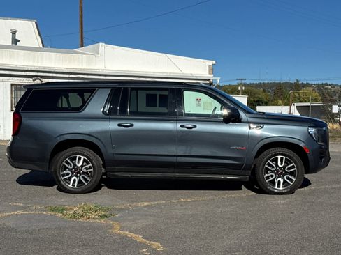 Used 2021 GMC Yukon XL AT4 w/ Rear Media and Nav Package image 8