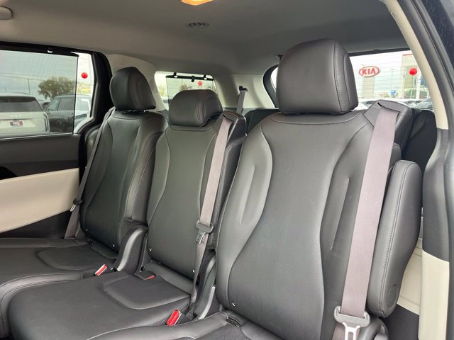 Certified 2024 Kia Carnival SX FWD image 36