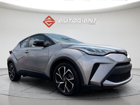Used 2020 Toyota C-HR XLE FWD image 10