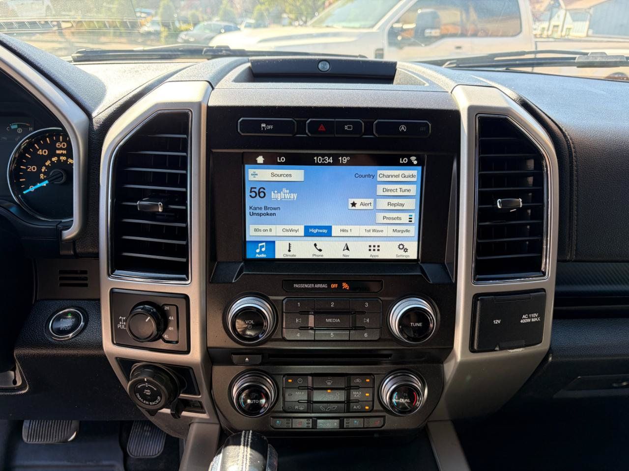 Used 2018 Ford F150 Lariat w/ Equipment Group 502A Luxury AWD/4WD image 20