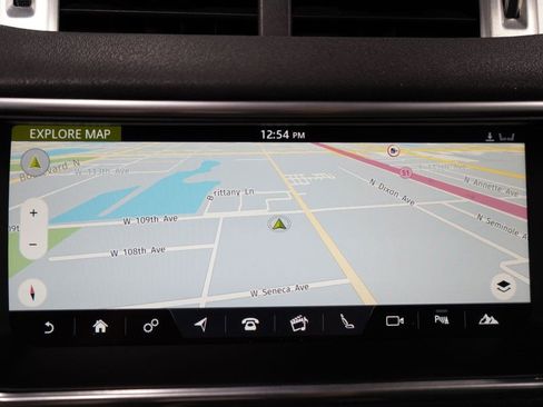 Used 2017 Land Rover Range Rover Evoque SE AWD/4WD image 12