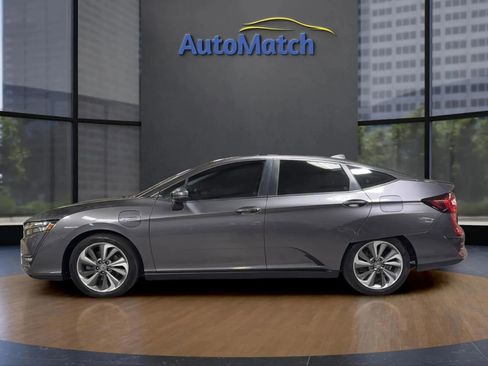 Used 2018 Honda Clarity Touring image 5