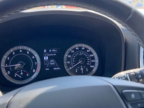 Certified 2021 Hyundai Venue SEL image 24