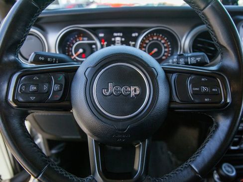 Used 2020 Jeep Wrangler Unlimited Sport S image 17