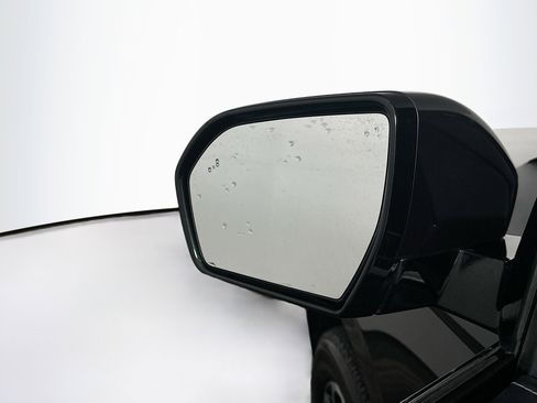 Used 2024 Ford Expedition Max XLT image 16