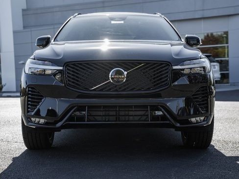 New 2026 Volvo XC60 B5 Plus w/ Protection Package Premier image 2