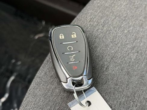 Certified 2023 Chevrolet Equinox LT image 33