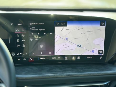 Used 2025 Audi Q5 2.0T Premium Plus w/ Convenience Package image 18