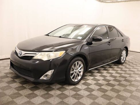 Used 2012 Toyota Camry XLE w/ Leather Pkg FWD image 1