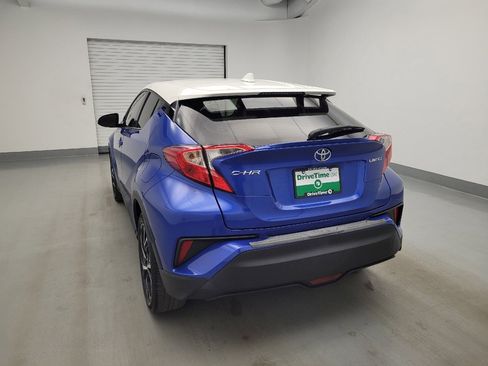 Used 2019 Toyota C-HR Limited FWD image 6