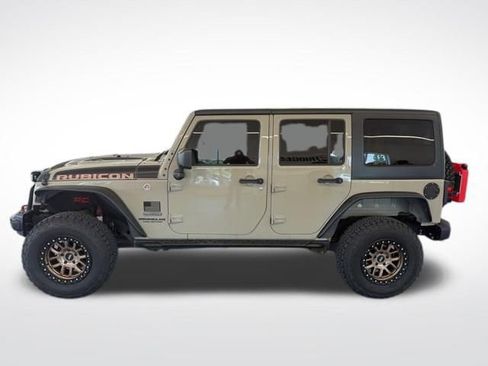Used 2017 Jeep Wrangler Unlimited Rubicon AWD/4WD image 6