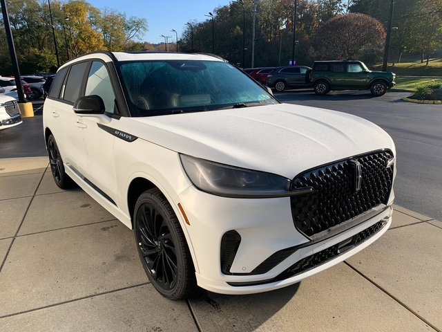 New 2027 Lincoln Aviator Reserve AWD/4WD image 8