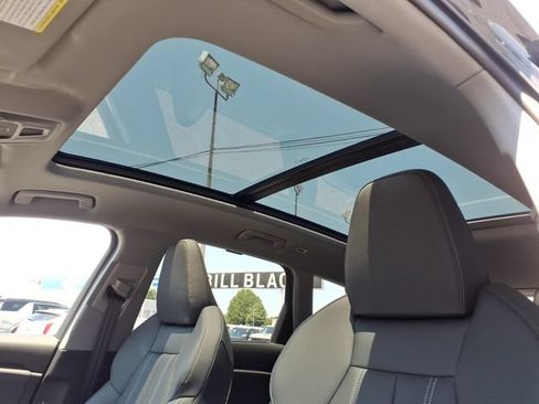 Used 2025 Audi Q6 e-tron Premium Plus AWD/4WD image 16
