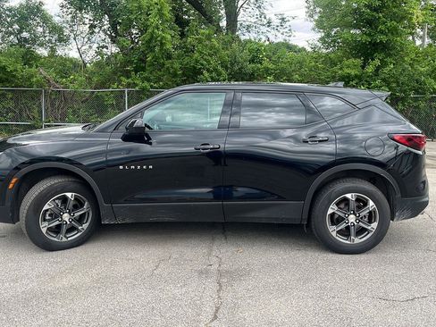 Used 2025 Chevrolet Blazer LT AWD/4WD image 5