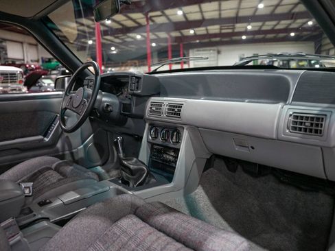Used 1989 Ford Mustang GT image 40