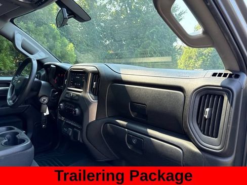 Used 2021 Chevrolet Silverado 1500 Custom AWD/4WD image 23