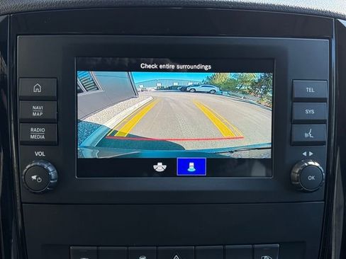 Used 2021 Mercedes-Benz Metris Passenger image 36