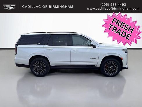 Certified 2023 Cadillac Escalade V AWD/4WD image 4