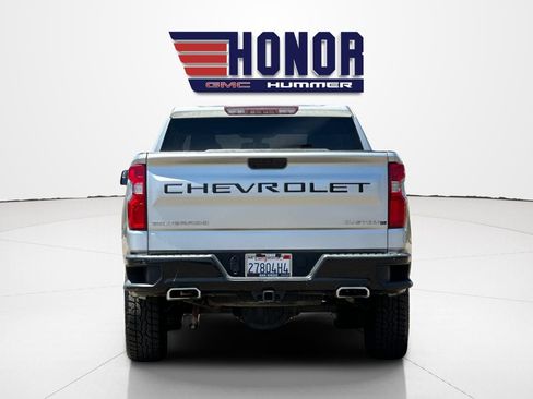Used 2019 Chevrolet Silverado 1500 Custom Trail Boss w/ Custom Convenience Package AWD/4WD image 5