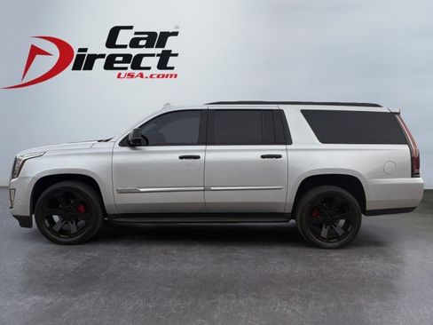 Used 2018 Cadillac Escalade ESV Luxury image 6