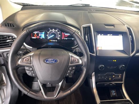 Used 2019 Ford Edge SEL w/ Equipment Group 201A AWD/4WD image 12