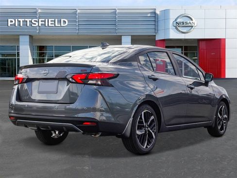 New 2025 Nissan Versa SR w/ Trunk Package image 2