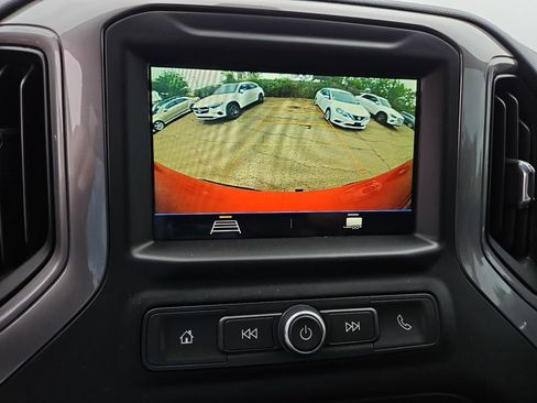 Used 2019 Chevrolet Silverado 1500 Custom w/ Custom Value Package RWD image 27