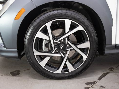 Used 2023 Hyundai Kona Limited AWD/4WD image 28