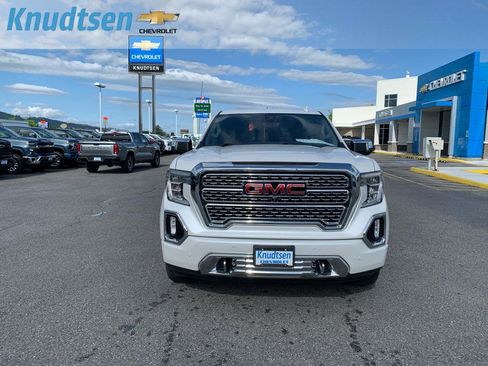 Used 2019 GMC Sierra 1500 Denali w/ Denali Ultimate Package AWD/4WD image 2