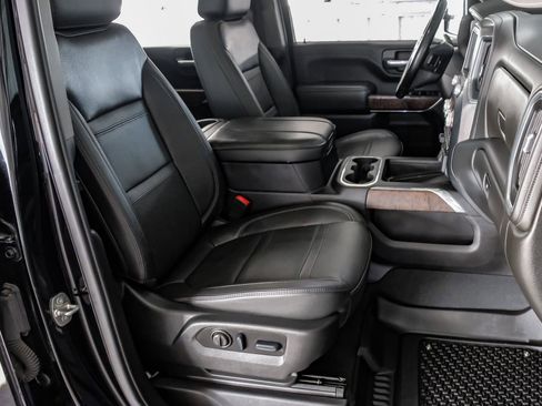 Used 2023 GMC Sierra 3500 Denali w/ Denali Ultimate Package image 31