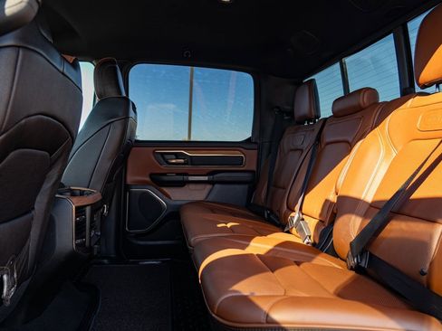 Used 2019 RAM 1500 Laramie Longhorn image 17