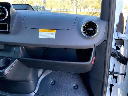 New 2026 Mercedes-Benz Sprinter 2500 image 10