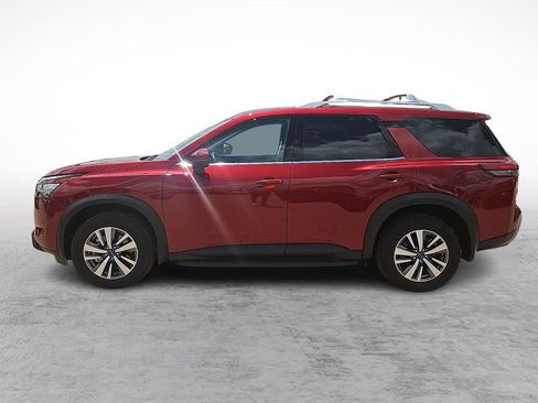 Used 2024 Nissan Pathfinder SL FWD image 6