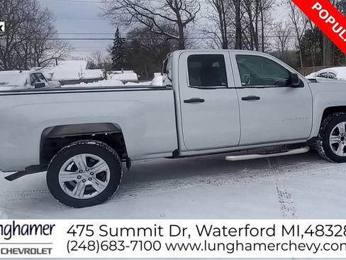 Used 2018 Chevrolet Silverado 1500 Custom w/ Custom Value Package image 9