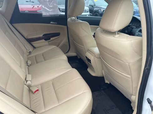 Used 2010 Honda Crosstour EX-L image 13