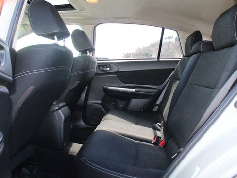 Used 2015 Subaru Crosstrek 2.0i Premium w/ Moonroof Package image 18