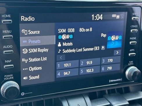 Used 2021 Toyota RAV4 SE image 18